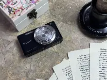 Sony Cyber-shot W730 thumbnail 1